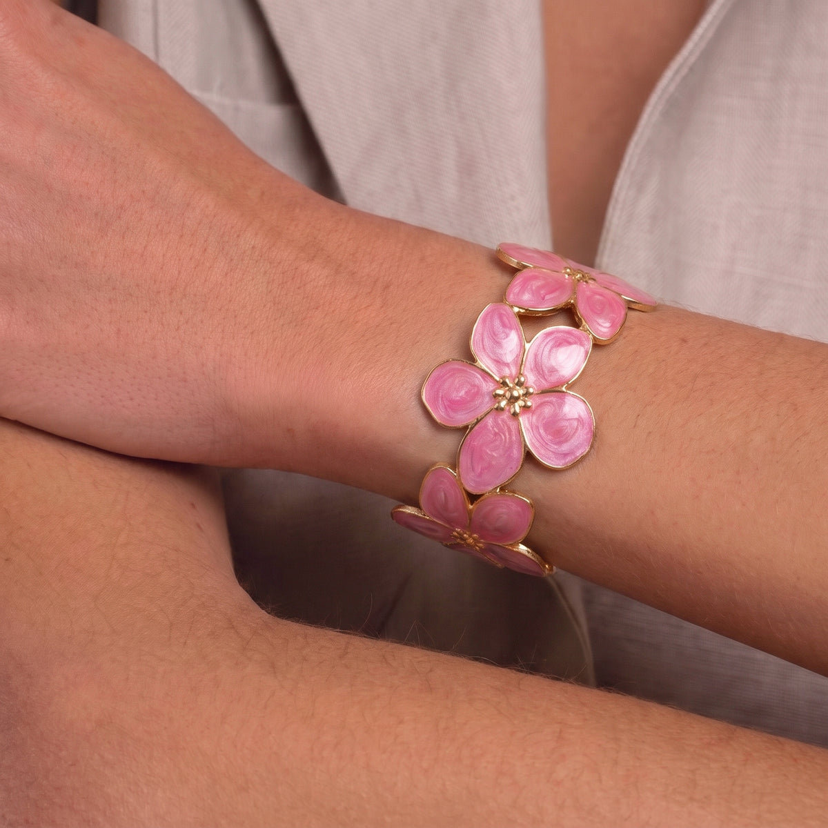 Bracelet Fleur Rose, bracelet en acier inoxydable Maison Orena — vue de détail